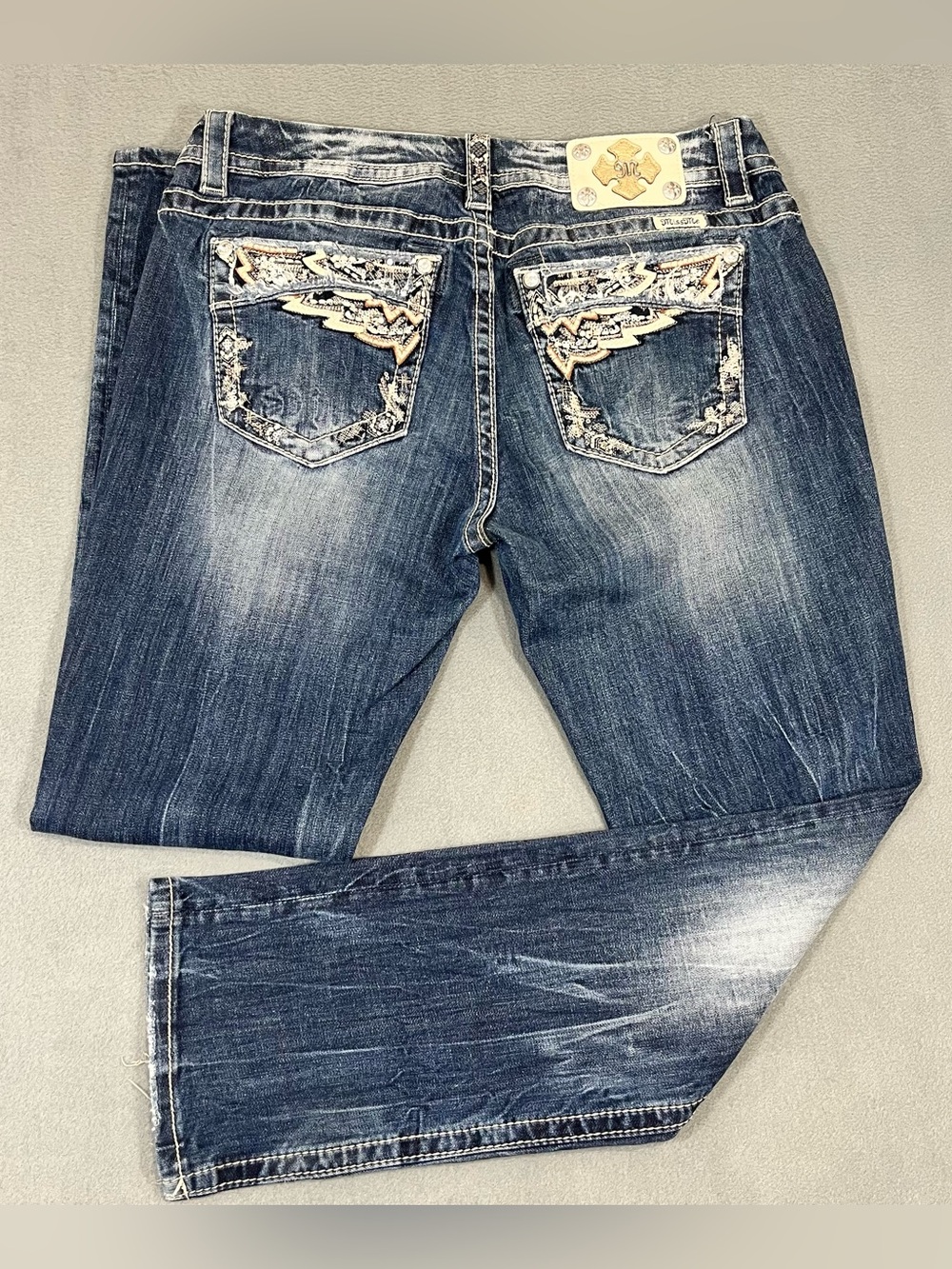 Miss Me Mid-Rise Easy Straight Leg Jeans Women's 31x30 Blue embellished Gems